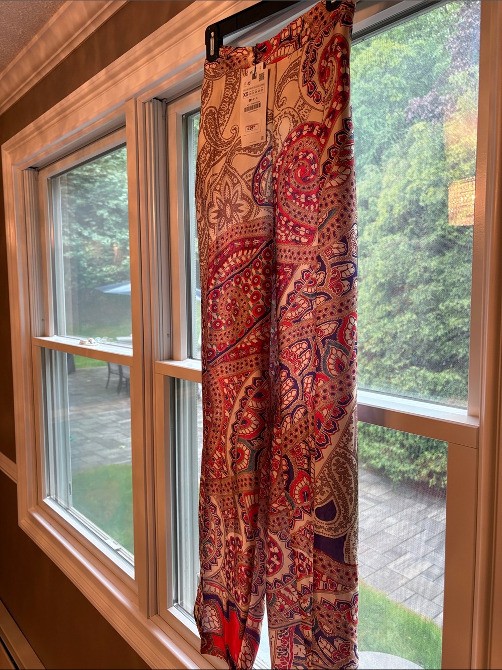 Zara Paisley Wide-Leg Jumpsuit in Beige, Red & Navy - Picture 4 of 4